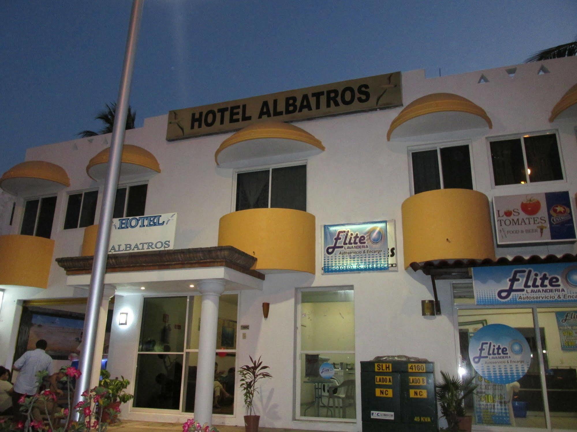 Hotel Albatros Manzanillo Ngoại thất bức ảnh