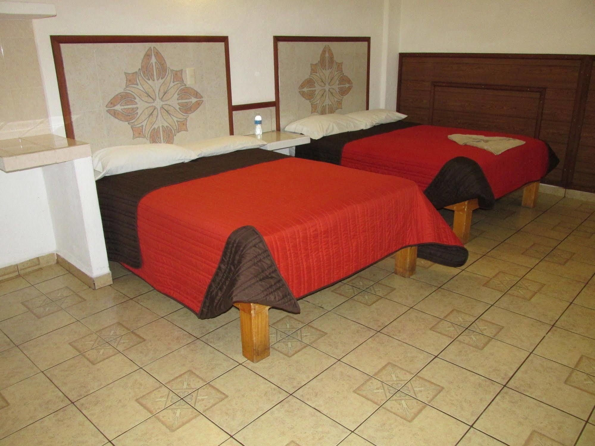 Hotel Albatros Manzanillo Ngoại thất bức ảnh