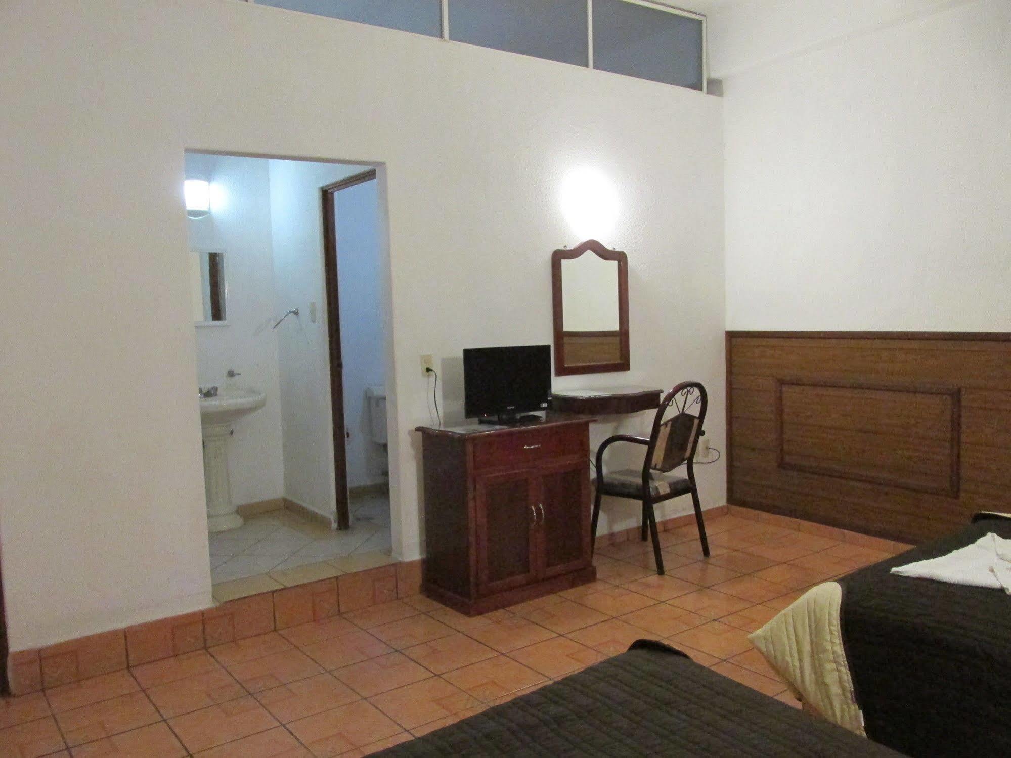 Hotel Albatros Manzanillo Ngoại thất bức ảnh